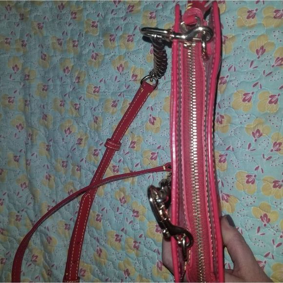 Dooney & Bourke Red Chain Strap Crossbody Patent Leather Bag - Picture 7 of 10